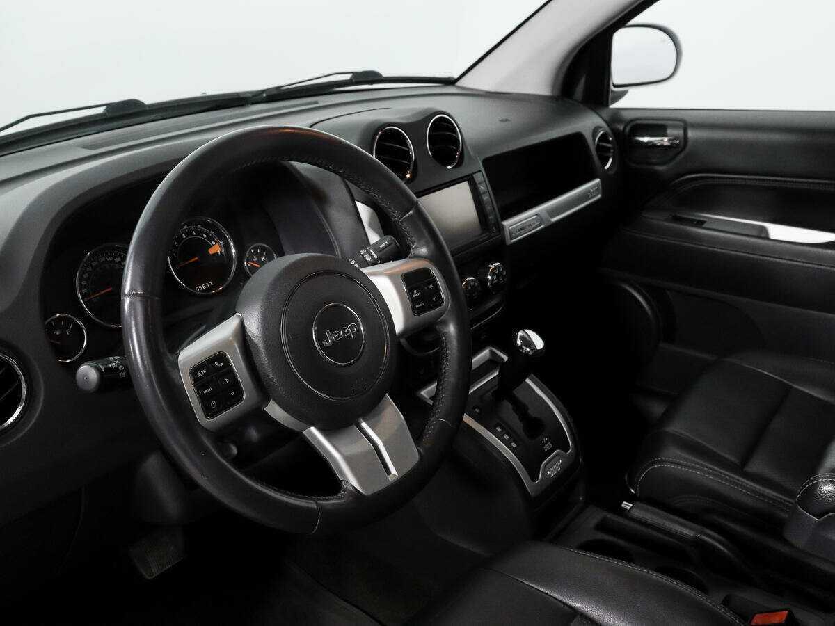 Jeep Compass с пробегом — 2014 год. Фото: #8
