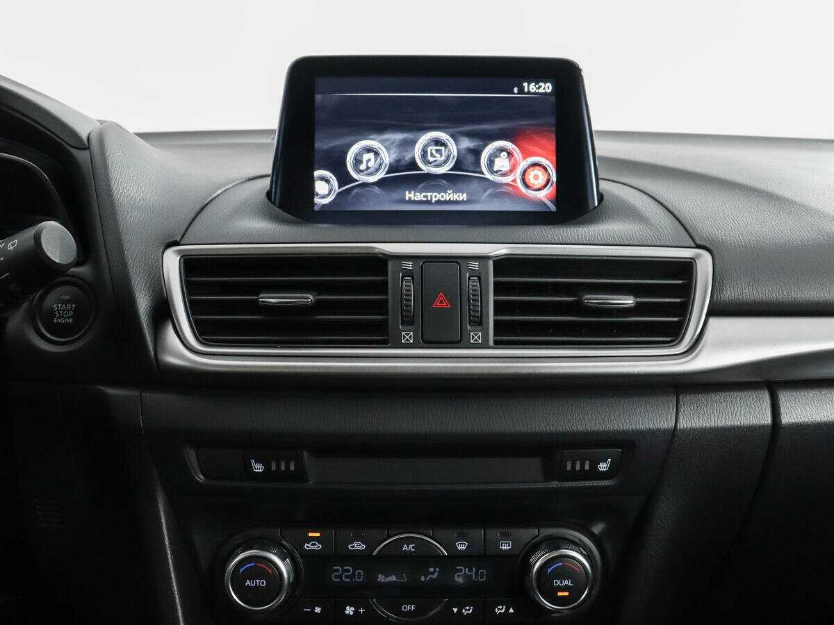 Mazda 3 с пробегом — 2016 год. Фото: #14