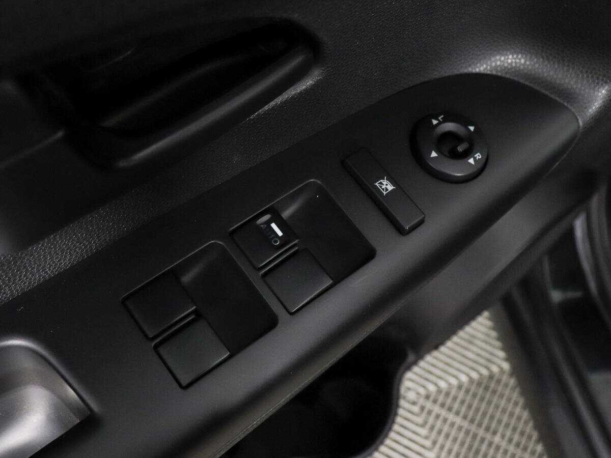 Kia Venga с пробегом — 2013 год. Фото: #10