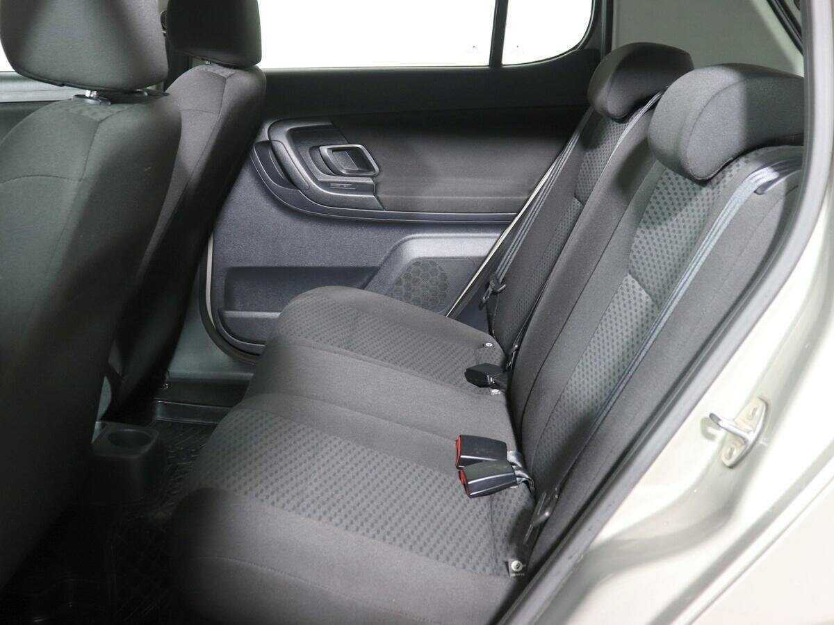 Skoda Fabia с пробегом — 2014 год. Фото: #7