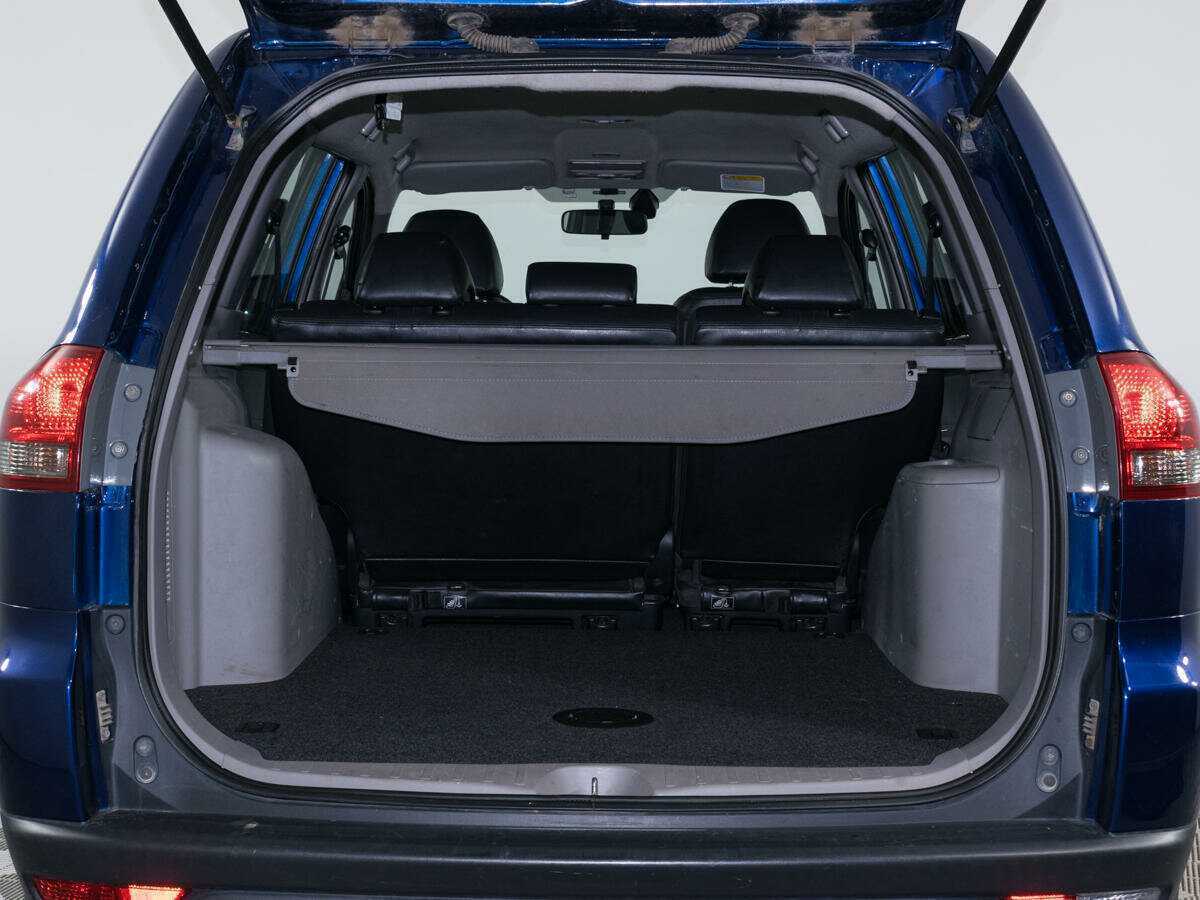 Mitsubishi Pajero Sport с пробегом — 2013 год. Фото: #8