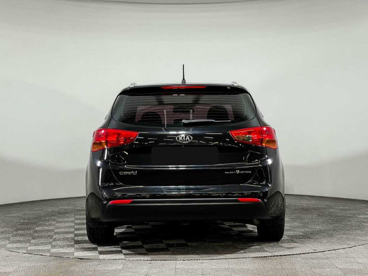 Kia Ceed с пробегом — 2015 год. Фото: #4