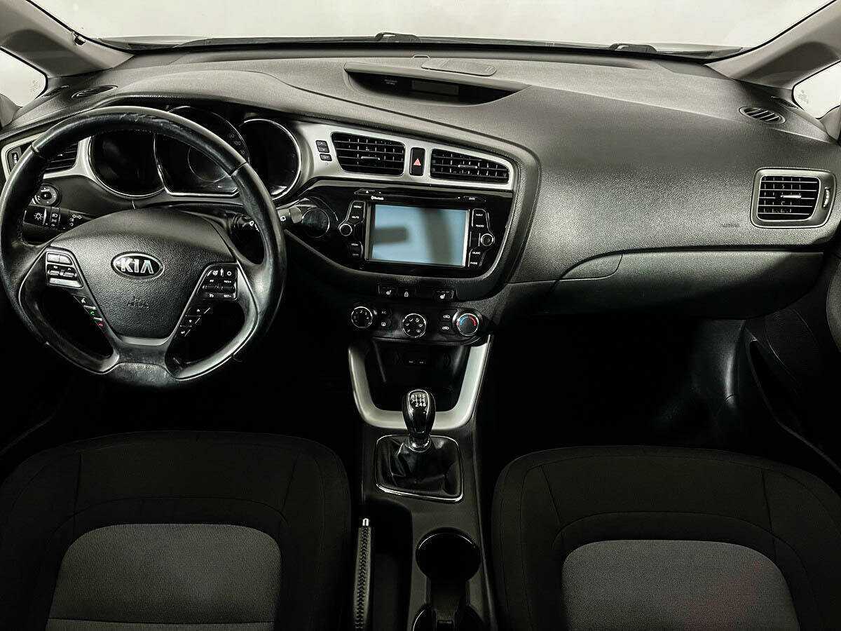 Kia Ceed с пробегом — 2015 год. Фото: #9