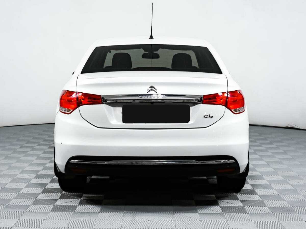 Citroen C4 с пробегом — 2016 год. Фото: #4