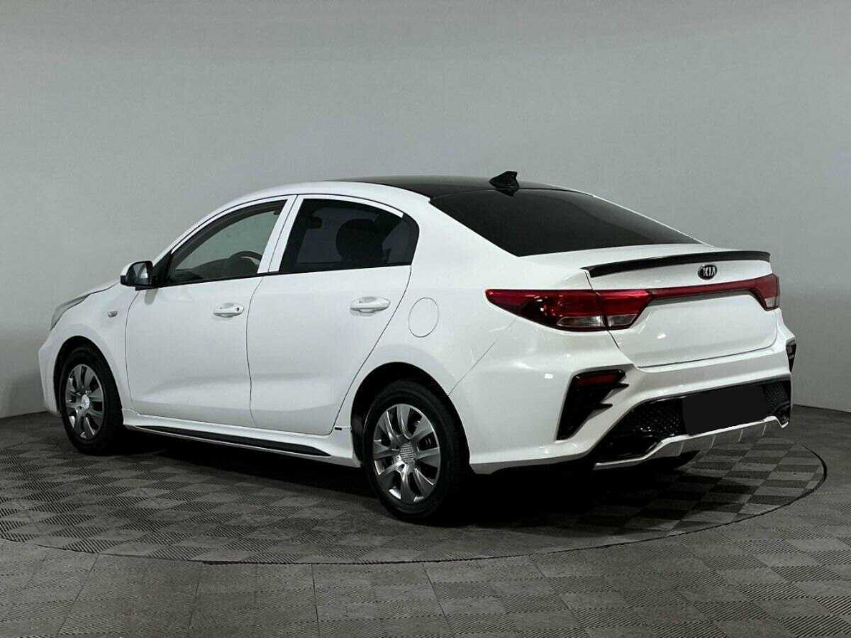 Kia Rio с пробегом — 2018 год. Фото: #6