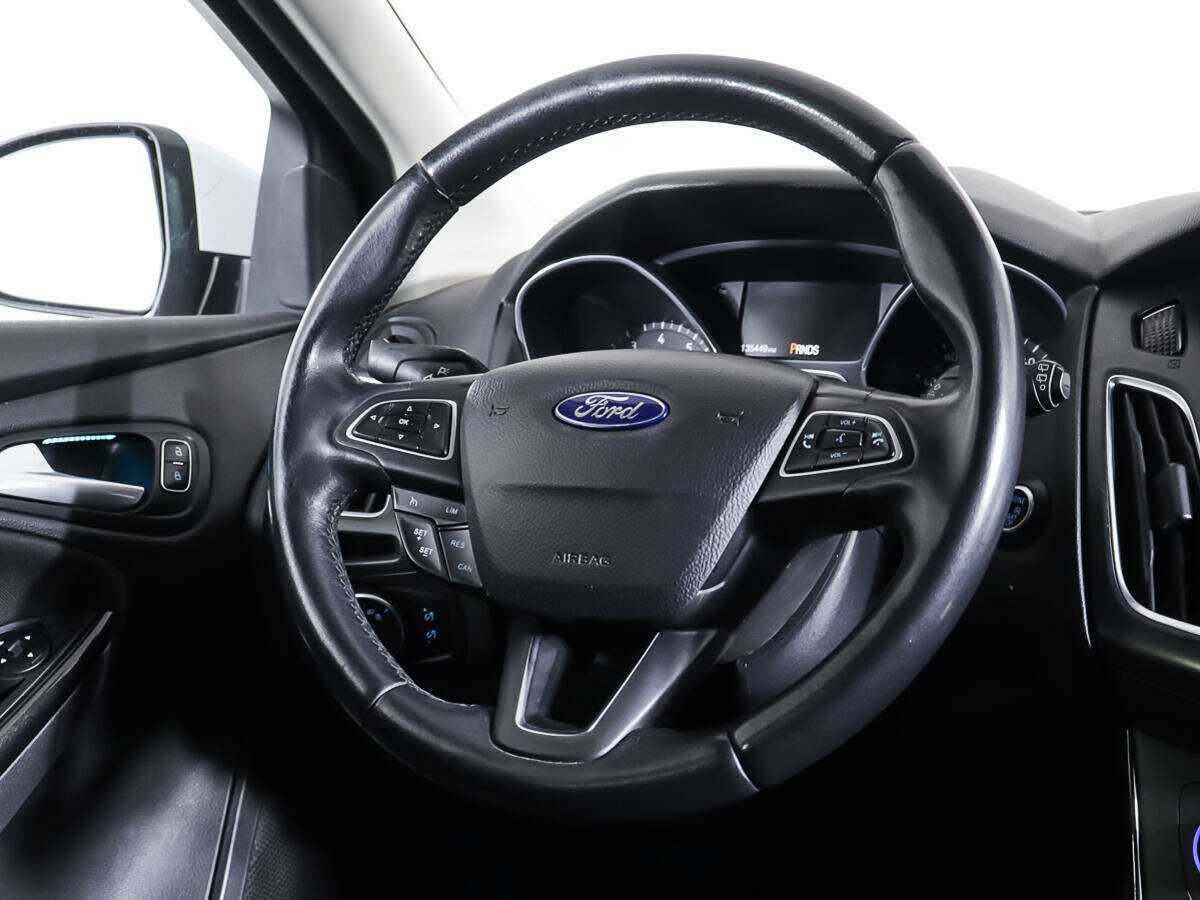 Ford Focus с пробегом — 2015 год. Фото: #16
