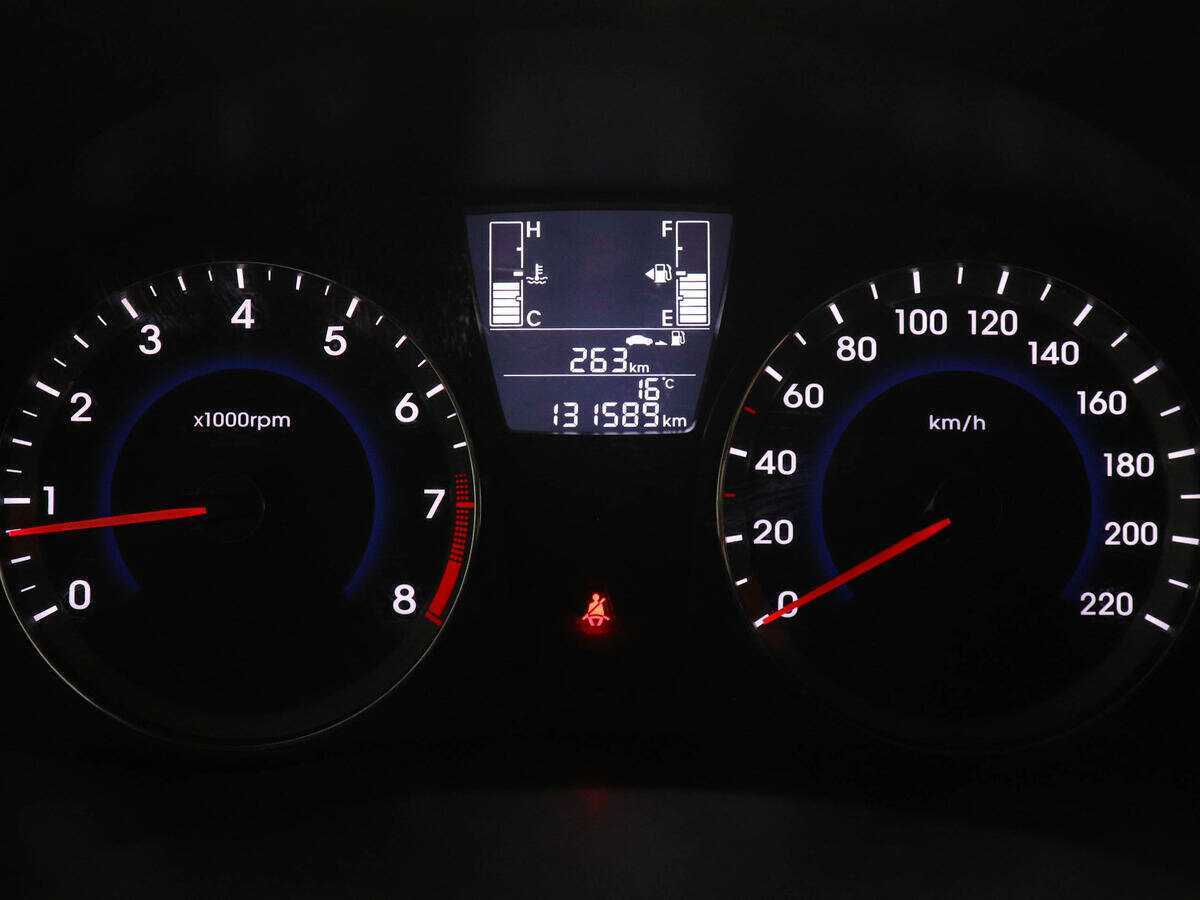 Hyundai Solaris с пробегом — 2016 год. Фото: #10