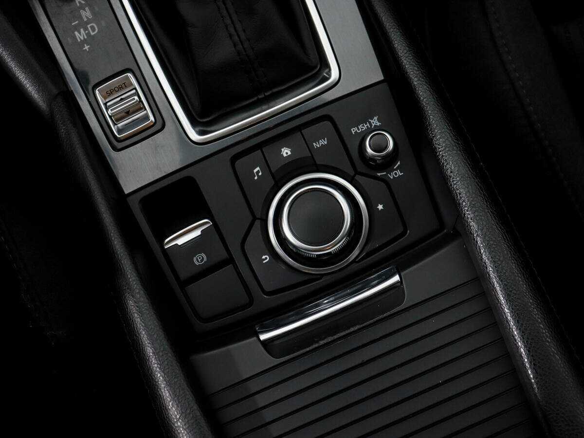 Mazda 6 с пробегом — 2017 год. Фото: #15