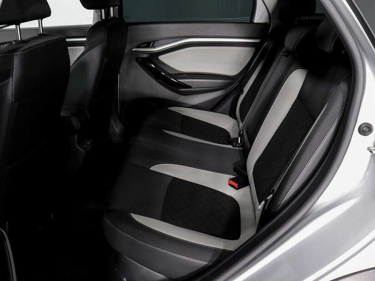 Lada (ВАЗ) Vesta с пробегом — 2022 год. Фото: #9