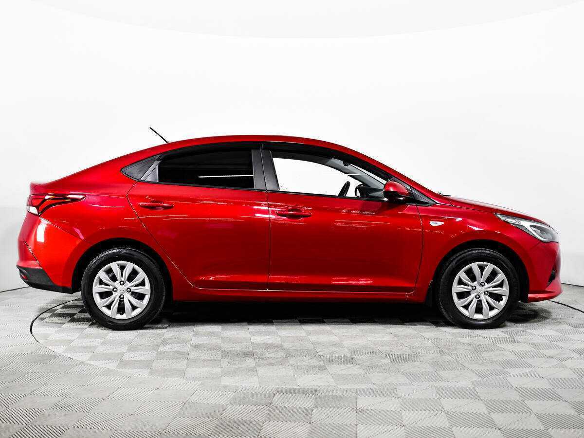 Hyundai Solaris с пробегом — 2020 год. Фото: #3