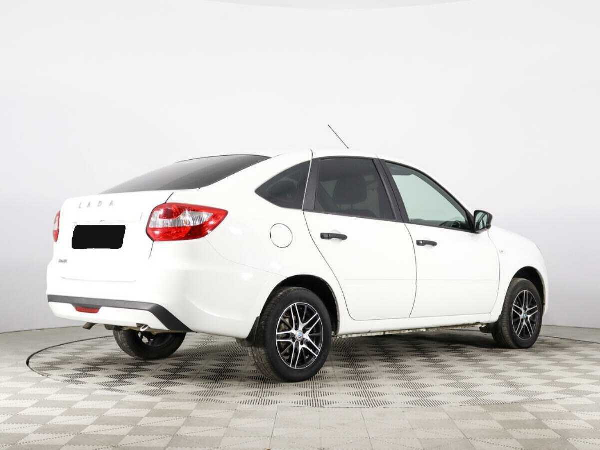 Lada (ВАЗ) Granta с пробегом — 2019 год. Фото: #4