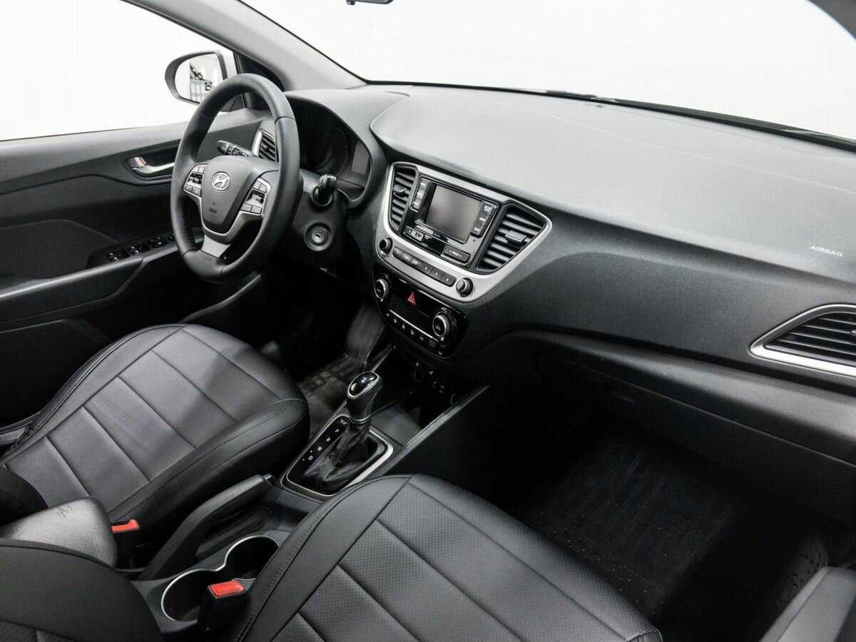 Hyundai Solaris с пробегом — 2018 год. Фото: #7