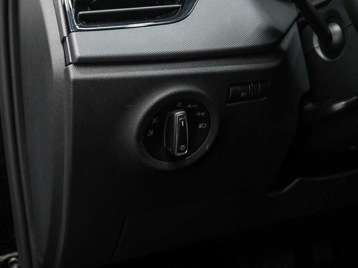 Skoda Rapid с пробегом — 2022 год. Фото: #15