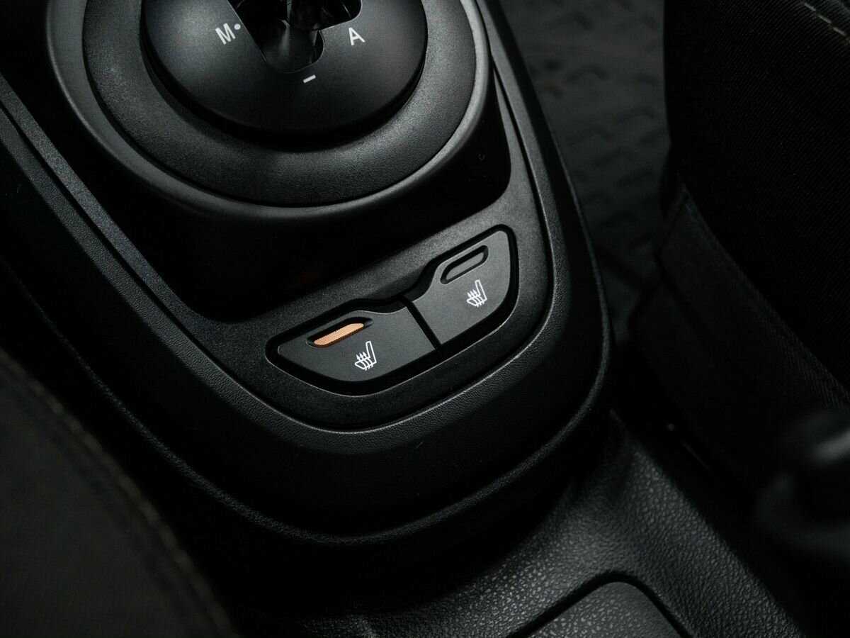 Lada (ВАЗ) Vesta с пробегом — 2017 год. Фото: #17