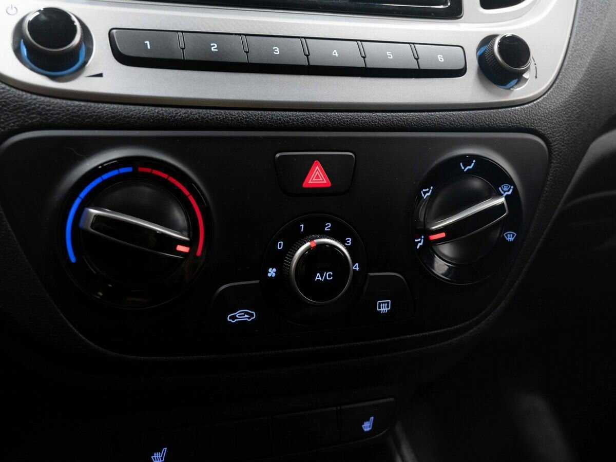 Hyundai Solaris с пробегом — 2019 год. Фото: #21