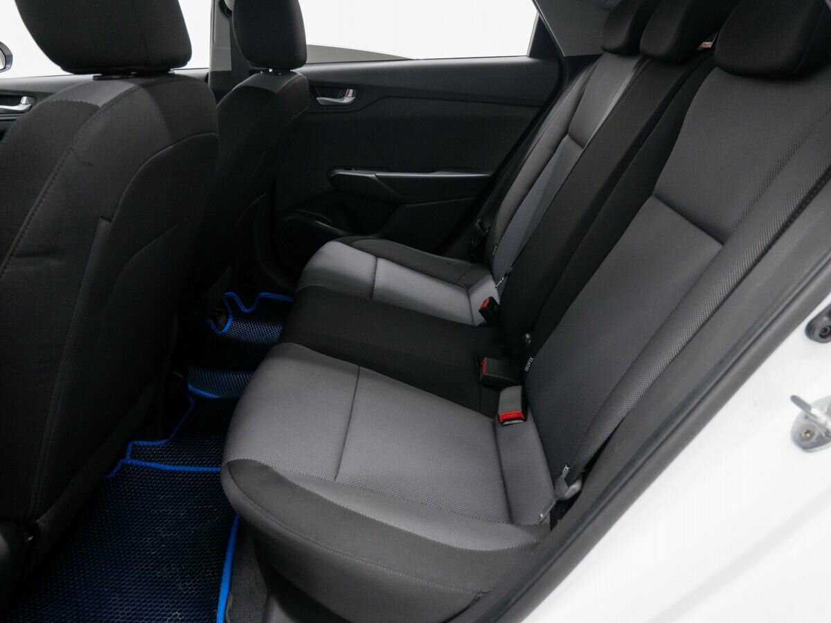 Hyundai Solaris с пробегом — 2021 год. Фото: #17