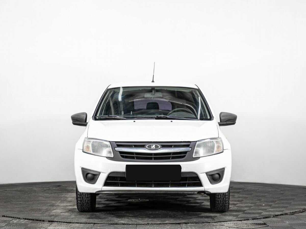 Lada (ВАЗ) Granta с пробегом — 2014 год. Фото: #1