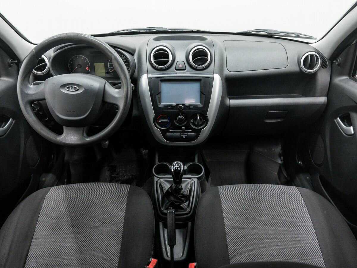 Lada (ВАЗ) Granta с пробегом — 2014 год. Фото: #10