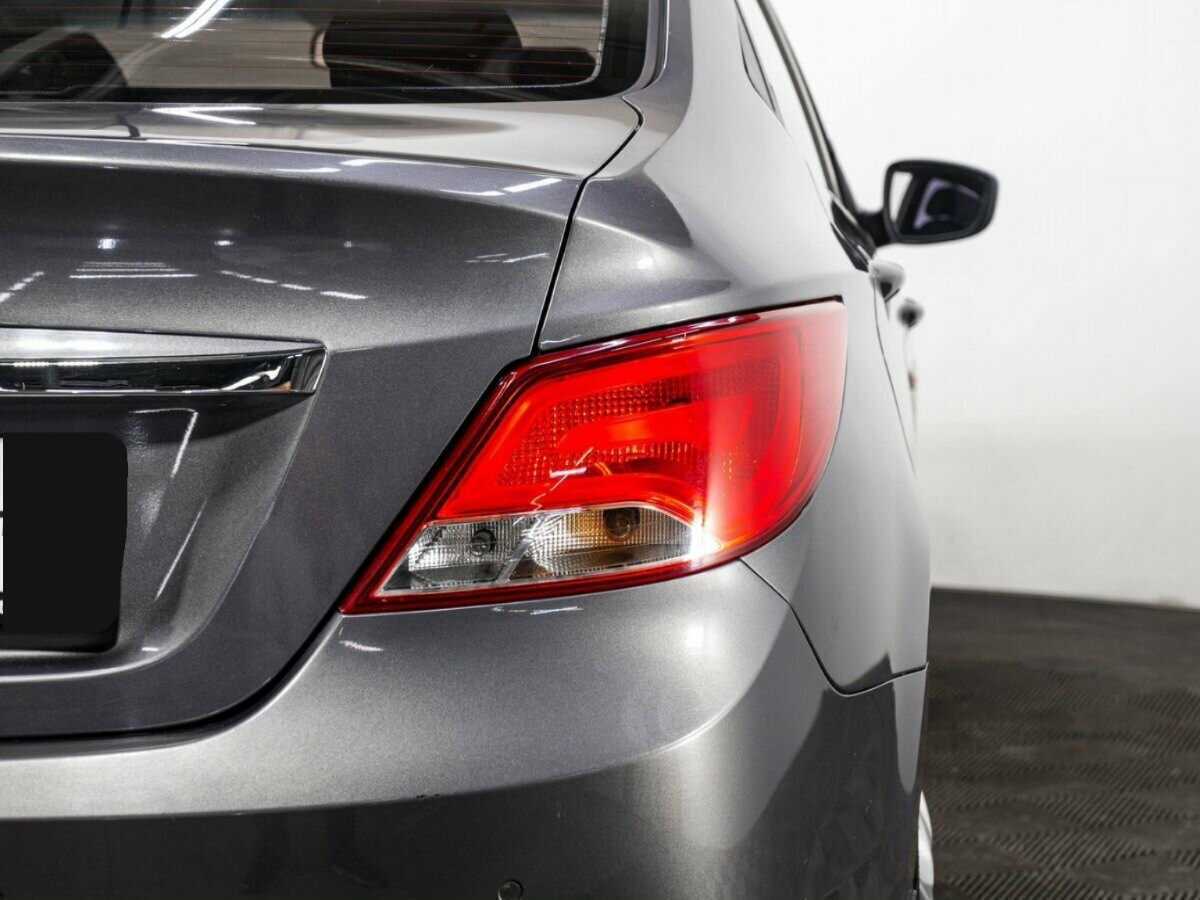 Hyundai Solaris с пробегом — 2016 год. Фото: #6