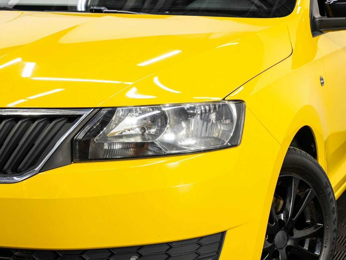 Skoda Rapid с пробегом — 2017 год. Фото: #7
