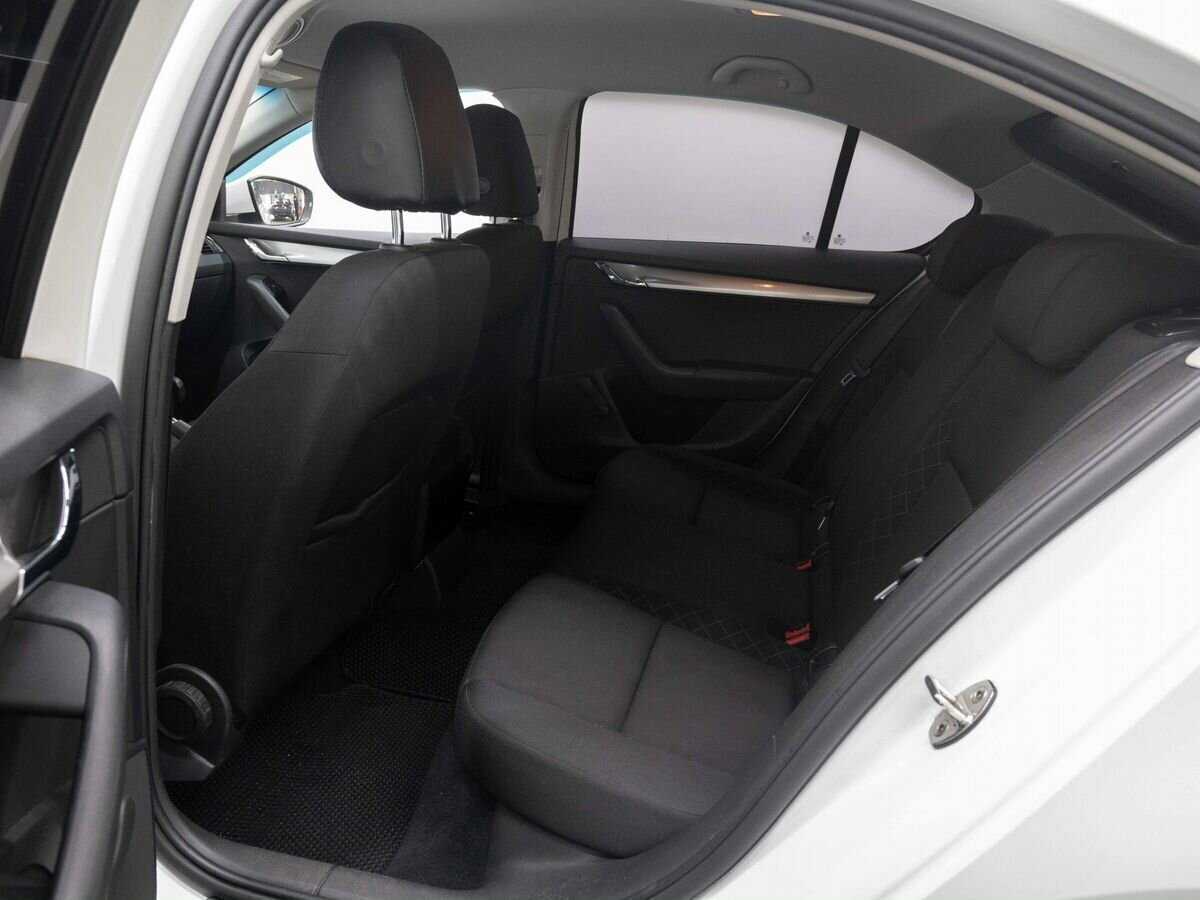 Skoda Octavia с пробегом — 2018 год. Фото: #9