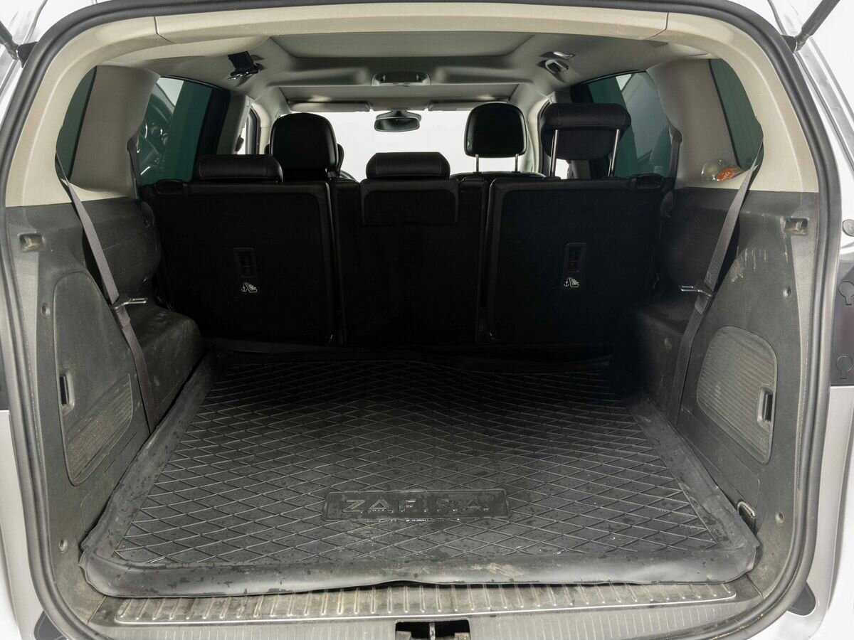 Opel Zafira с пробегом — 2013 год. Фото: #22