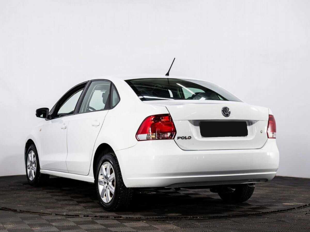 Volkswagen Polo с пробегом — 2014 год. Фото: #3