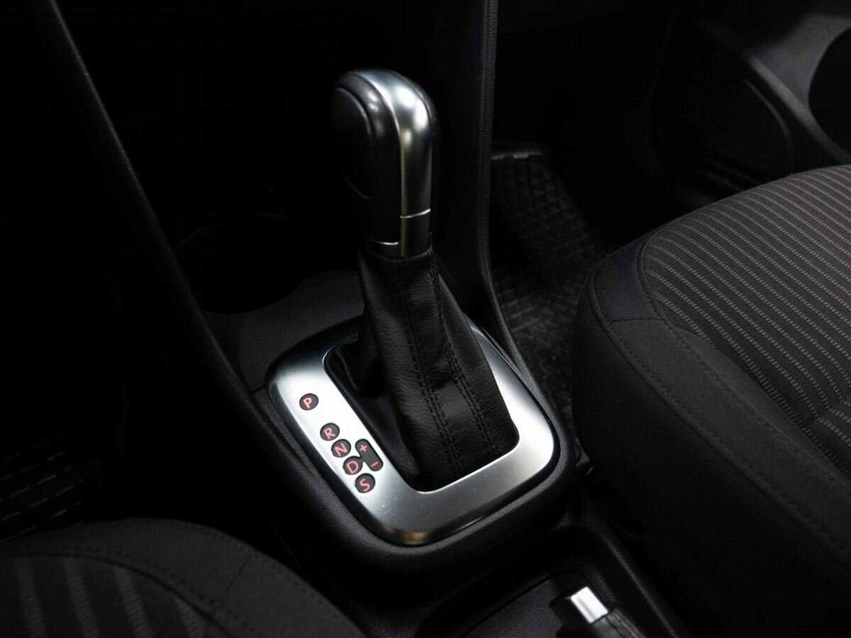 Volkswagen Polo с пробегом — 2014 год. Фото: #18