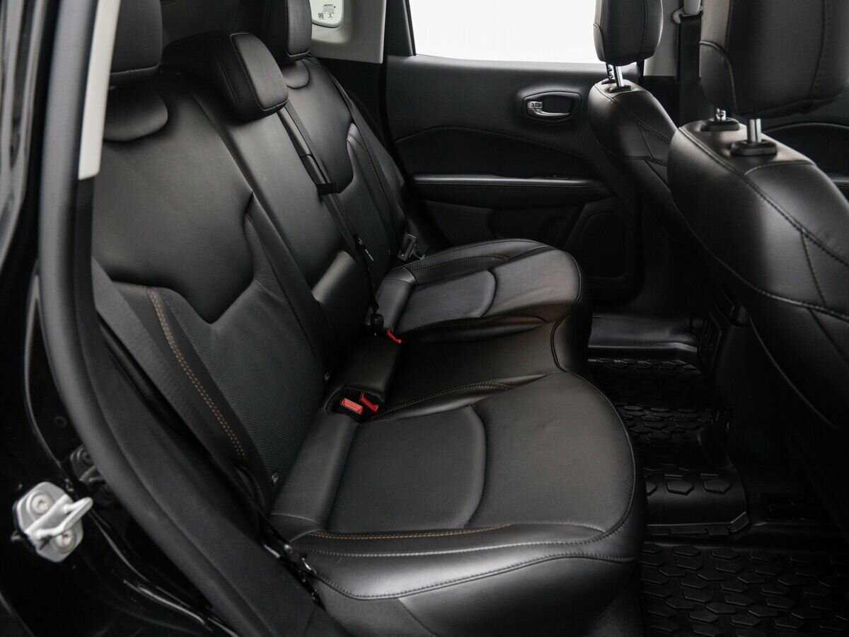 Jeep Compass с пробегом — 2021 год. Фото: #9