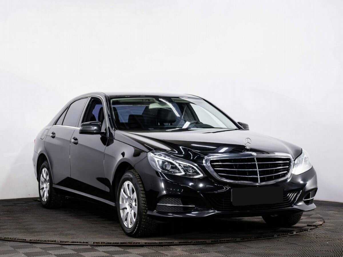 Mercedes-Benz E-Класс с пробегом — 2015 год. Фото: #2