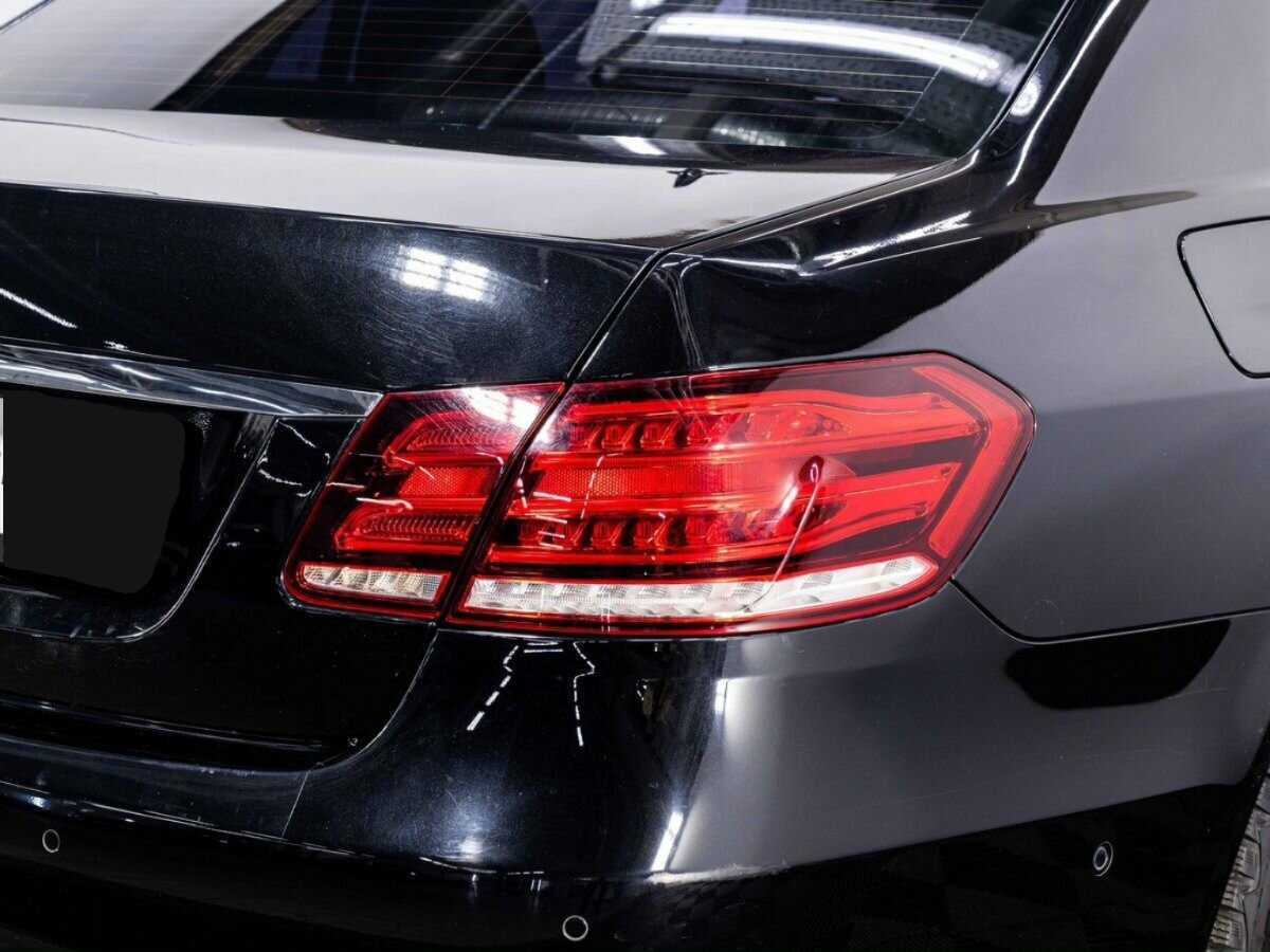 Mercedes-Benz E-Класс с пробегом — 2015 год. Фото: #27