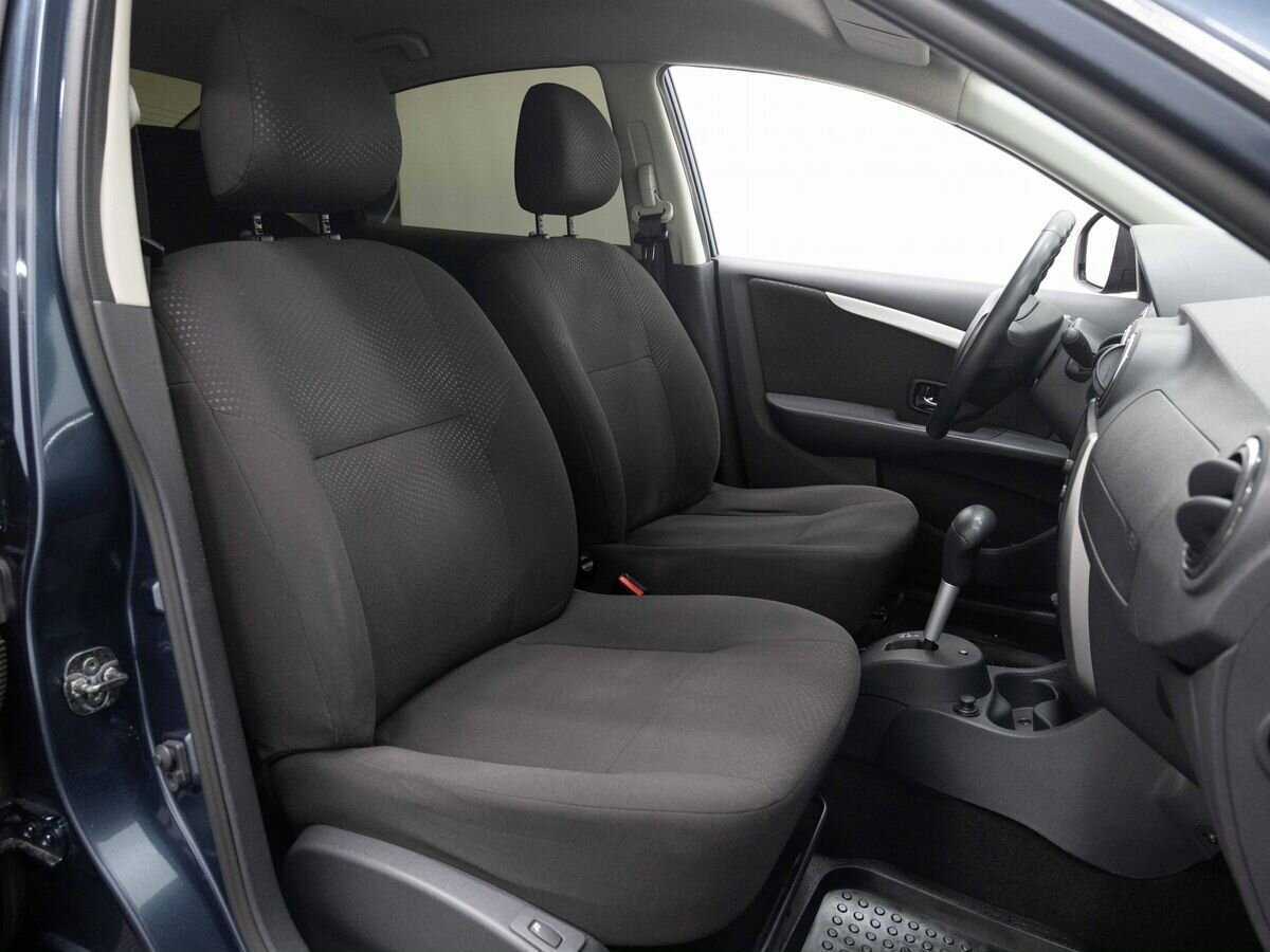 Nissan Almera с пробегом — 2013 год. Фото: #13