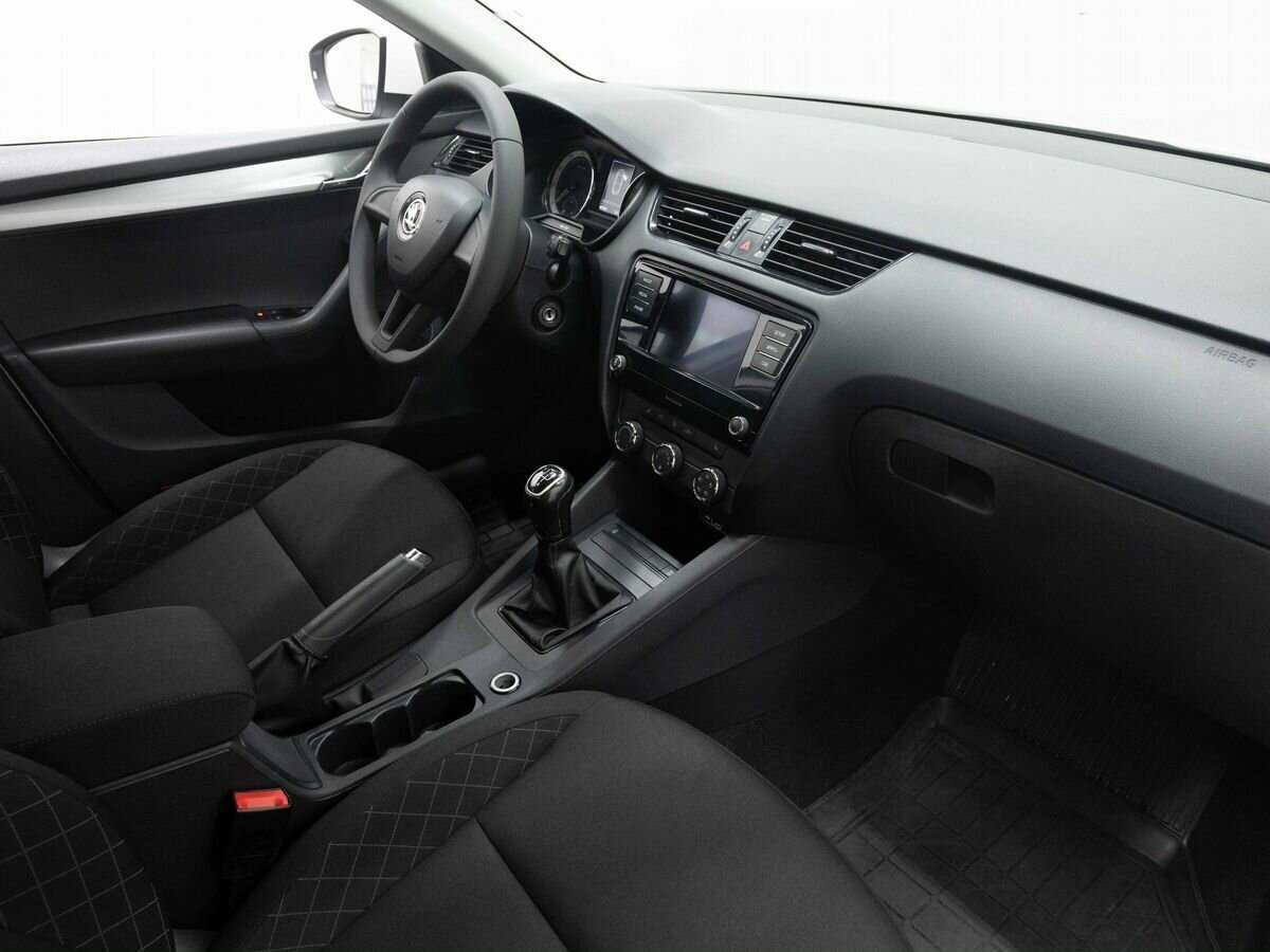 Skoda Octavia с пробегом — 2019 год. Фото: #12