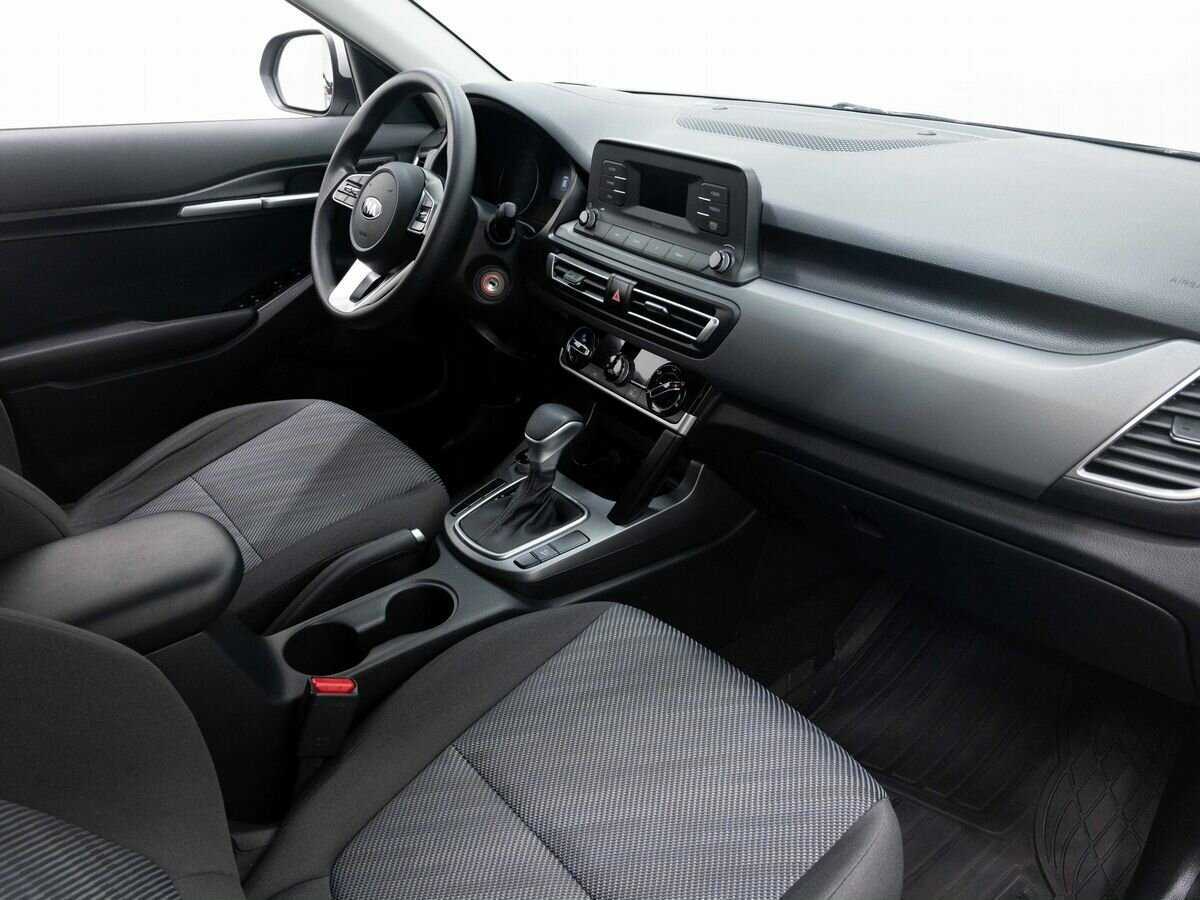 Kia Seltos с пробегом — 2021 год. Фото: #11