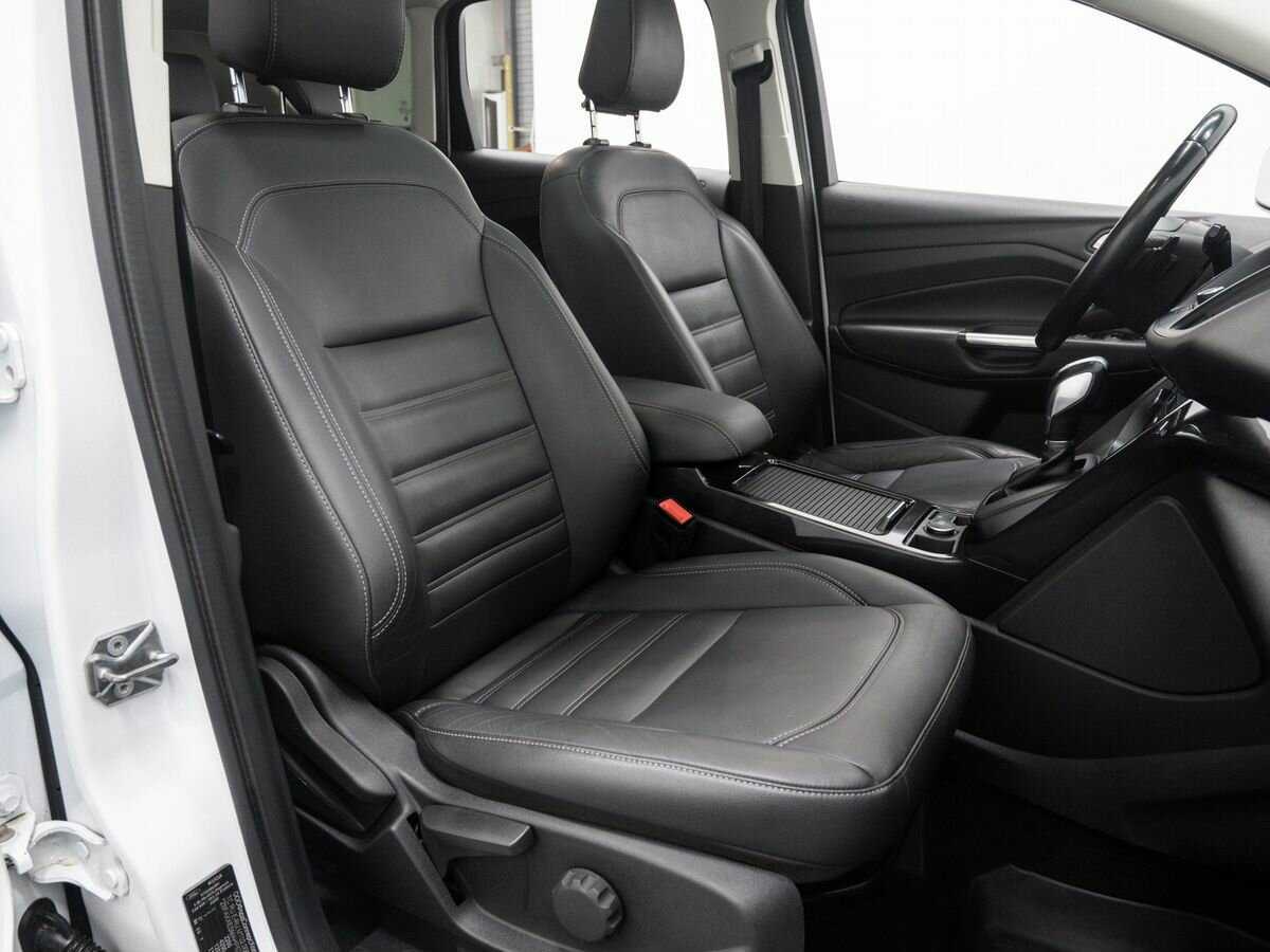 Ford Kuga с пробегом — 2017 год. Фото: #8