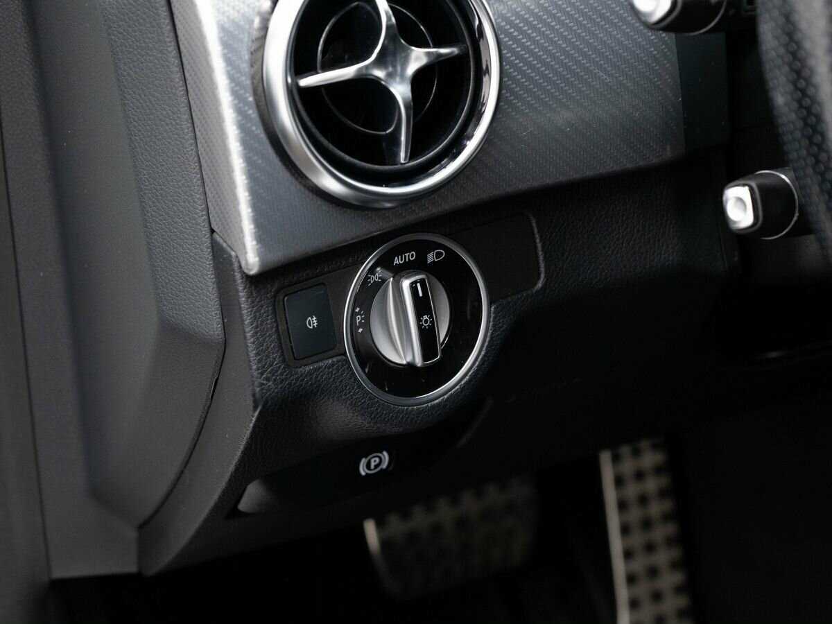 Mercedes-Benz GLK-Класс с пробегом — 2013 год. Фото: #17