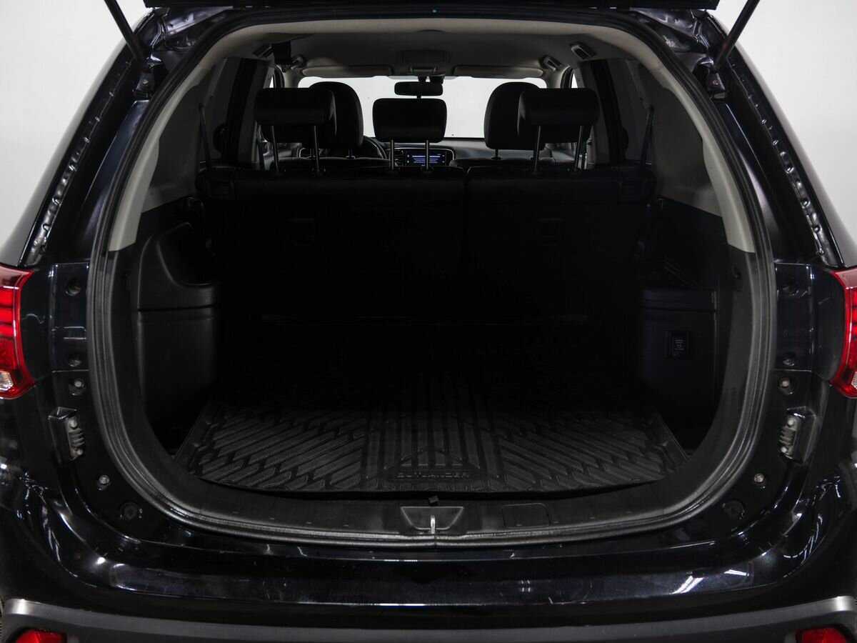 Mitsubishi Outlander с пробегом — 2017 год. Фото: #22