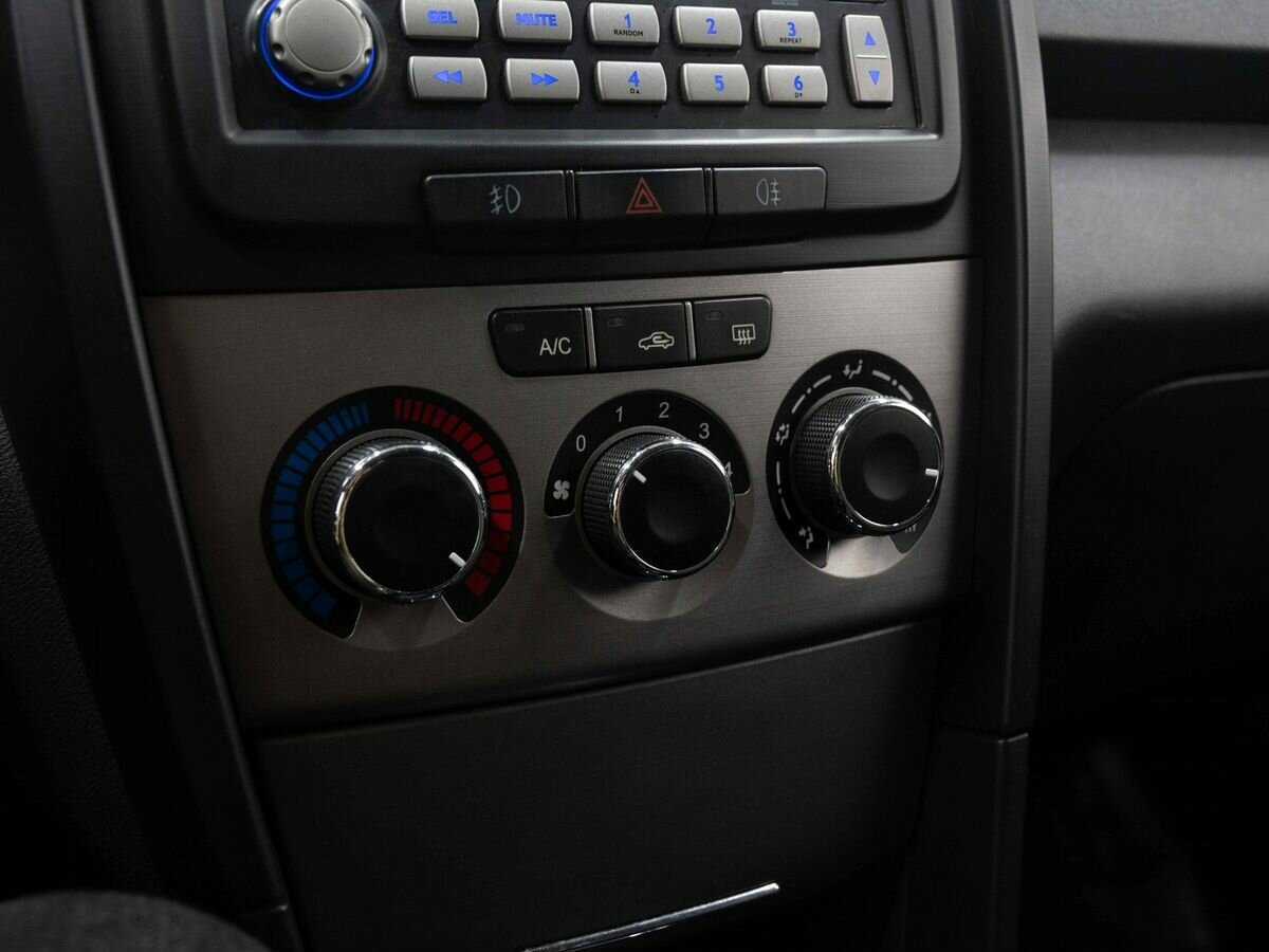 Chery Tiggo (T11) с пробегом — 2014 год. Фото: #16