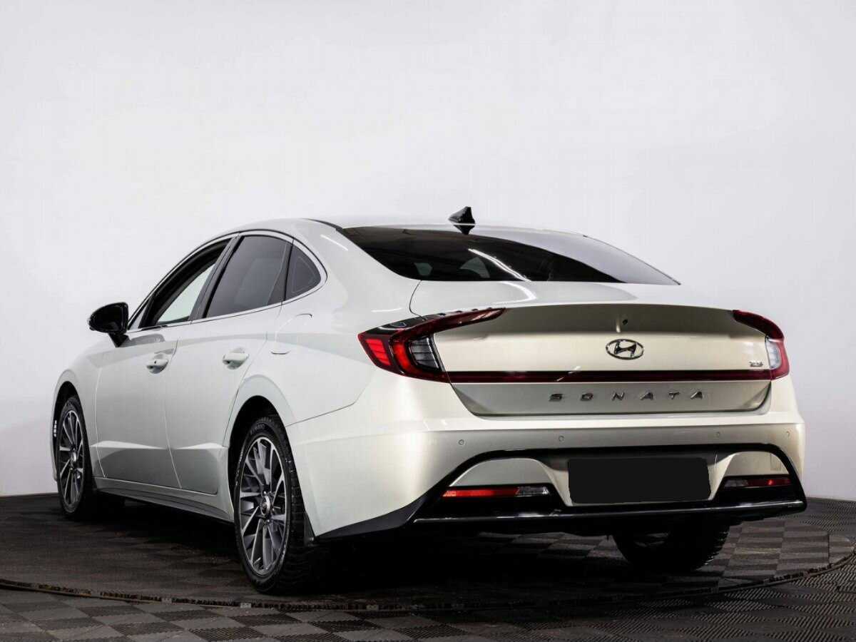 Hyundai Sonata с пробегом — 2020 год. Фото: #3
