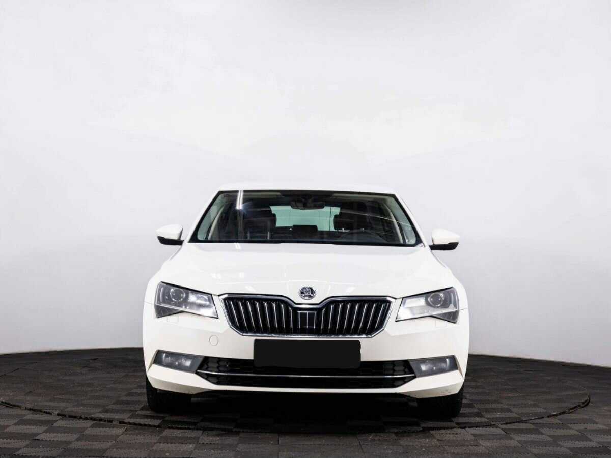 Skoda Superb с пробегом — 2016 год. Фото: #1