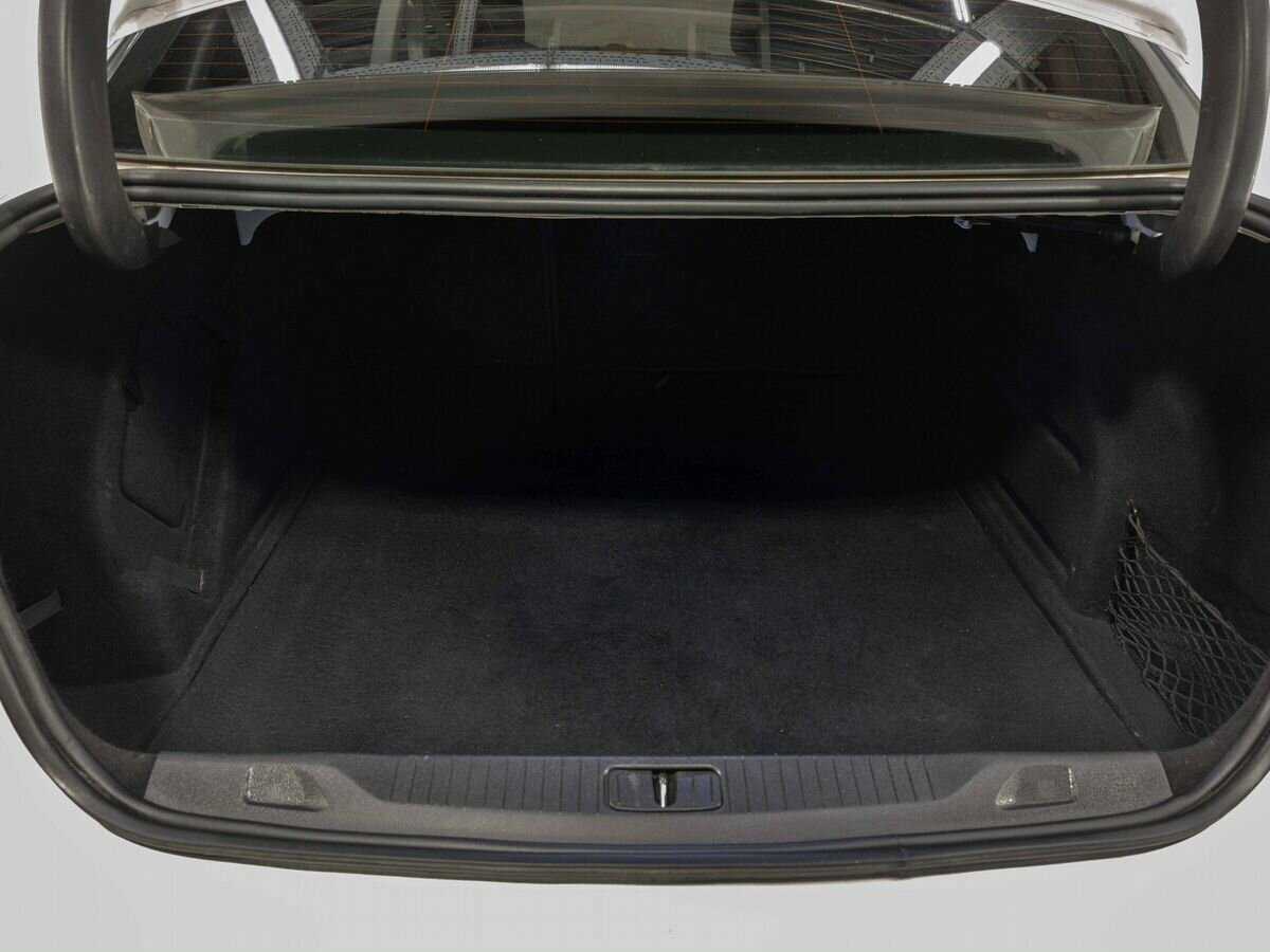 Opel Astra с пробегом — 2013 год. Фото: #20