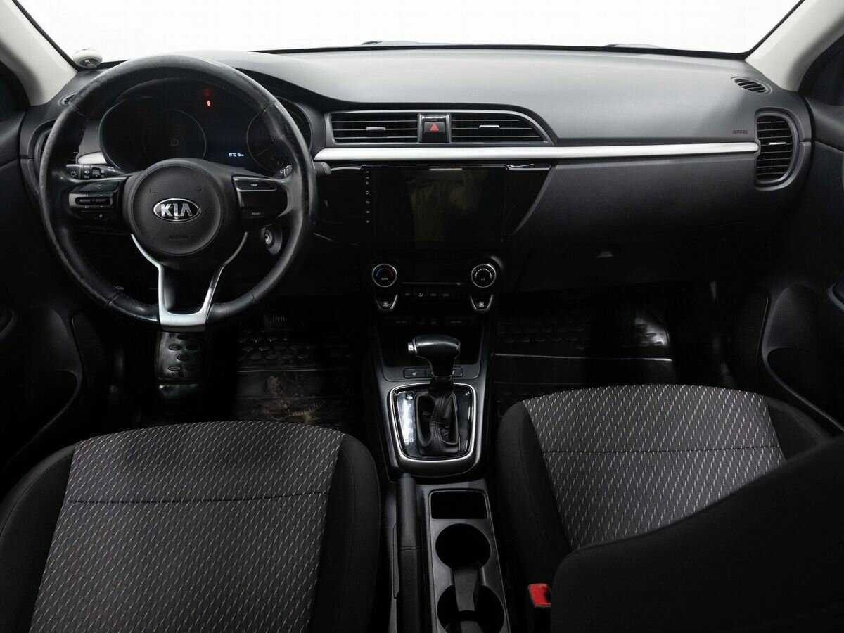 Kia Rio с пробегом — 2017 год. Фото: #13