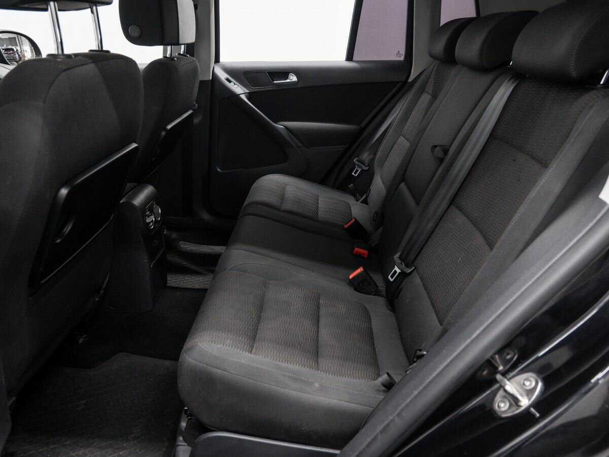 Volkswagen Tiguan с пробегом — 2013 год. Фото: #11