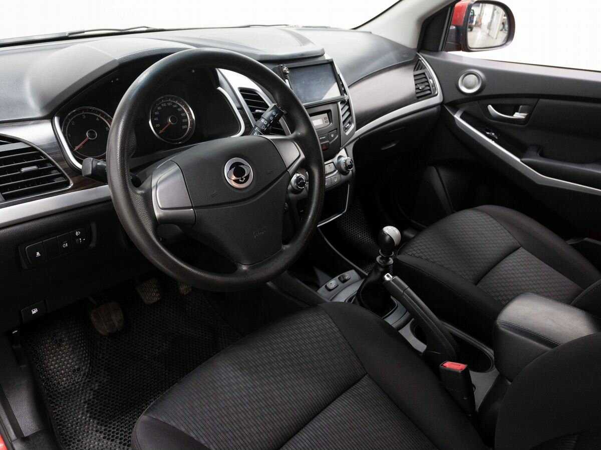 SsangYong Actyon с пробегом — 2013 год. Фото: #8