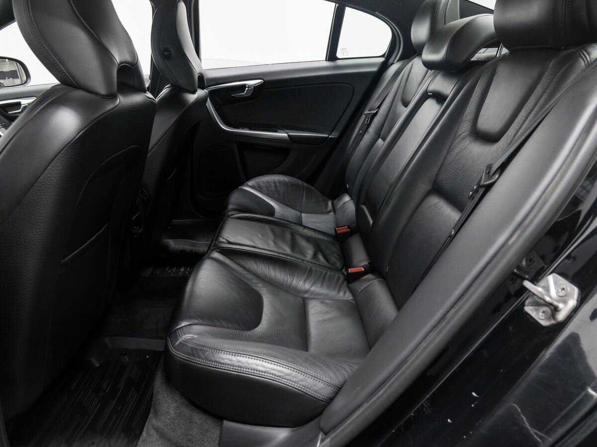 Volvo S60 с пробегом — 2013 год. Фото: #12