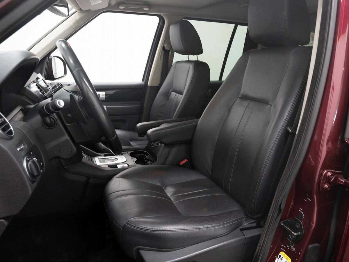 Land Rover Discovery с пробегом — 2014 год. Фото: #9