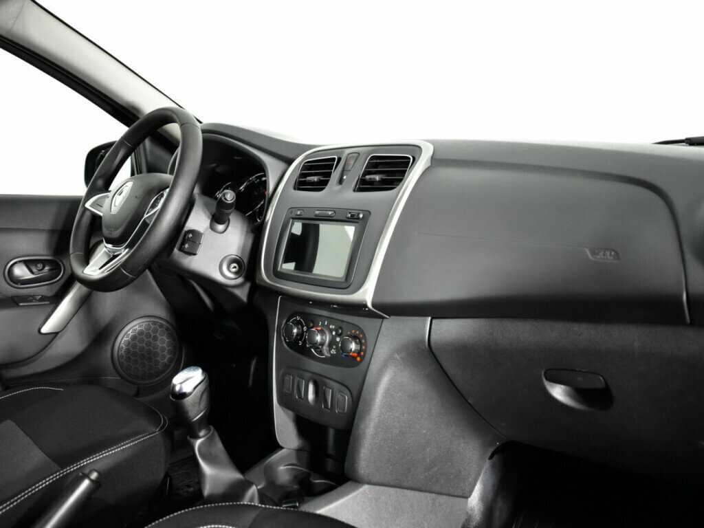 Renault Logan с пробегом — 2021 год. Фото: #8