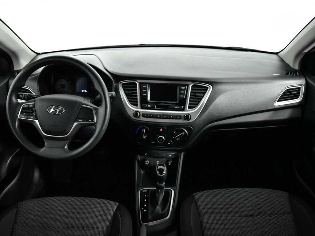 Hyundai Solaris с пробегом — 2020 год. Фото: #11