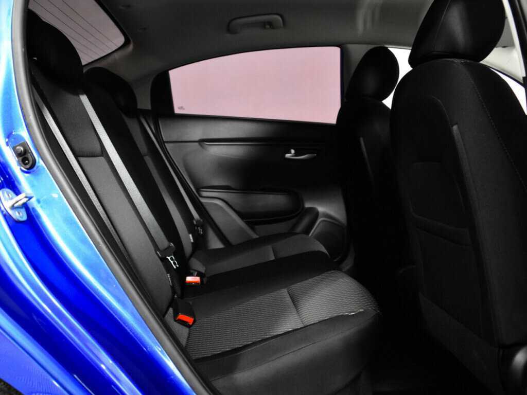 Kia Rio с пробегом — 2018 год. Фото: #9