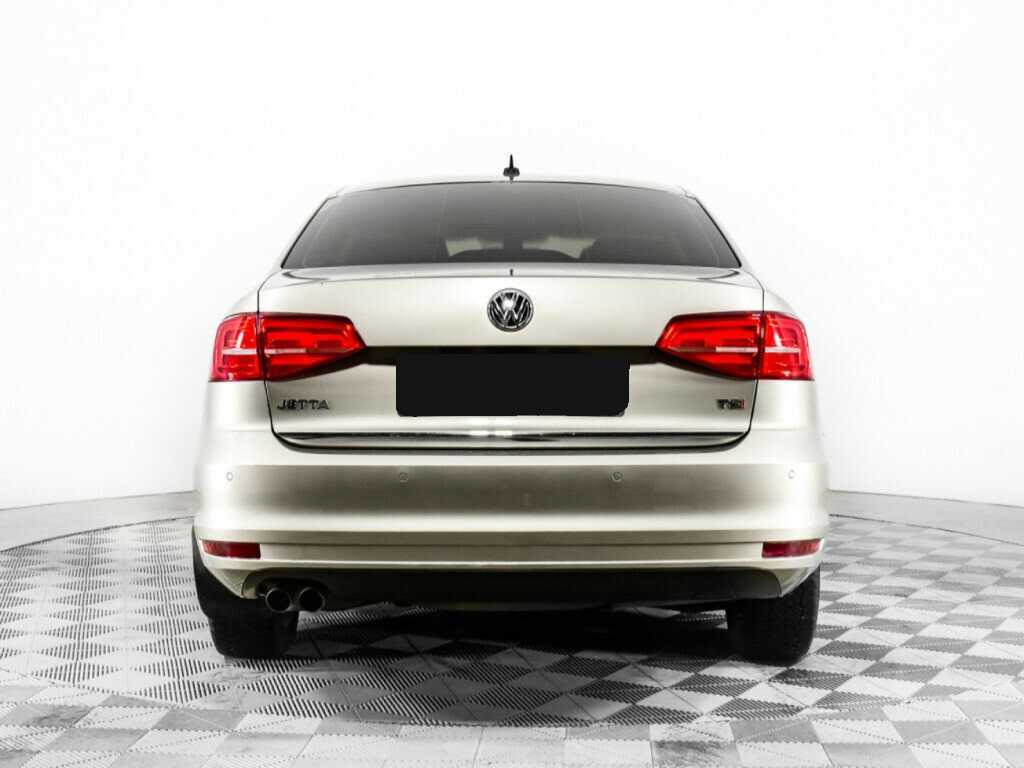 Volkswagen Jetta с пробегом — 2016 год. Фото: #5